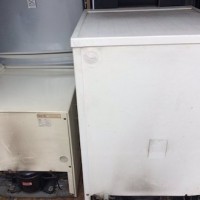小型冷蔵庫の回収事例